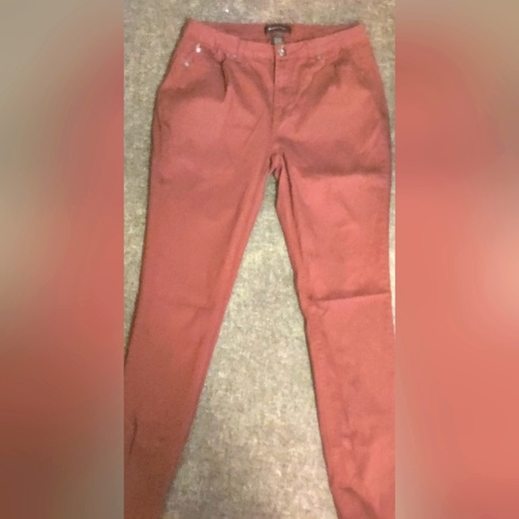 JEANS - Picture 3 of 4